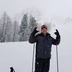 Lahout's Country Clothing, Ski & Snowboard Shop - Thank's, shout out from Cortina, Italy. Ciao!