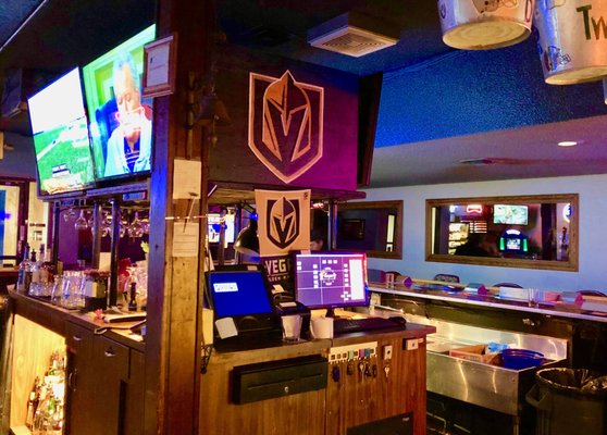 STADIUM SALOON BAR AND LAUNDROMAT - Updated December 2024 - 31 Photos ...
