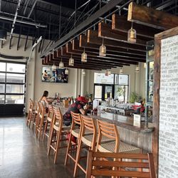 Twin Hickory Tavern