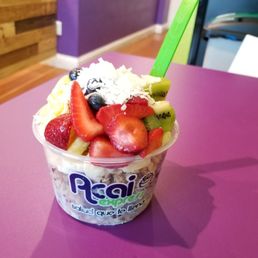 A small Rainbow Acai Bowl. Super fresh and delish!