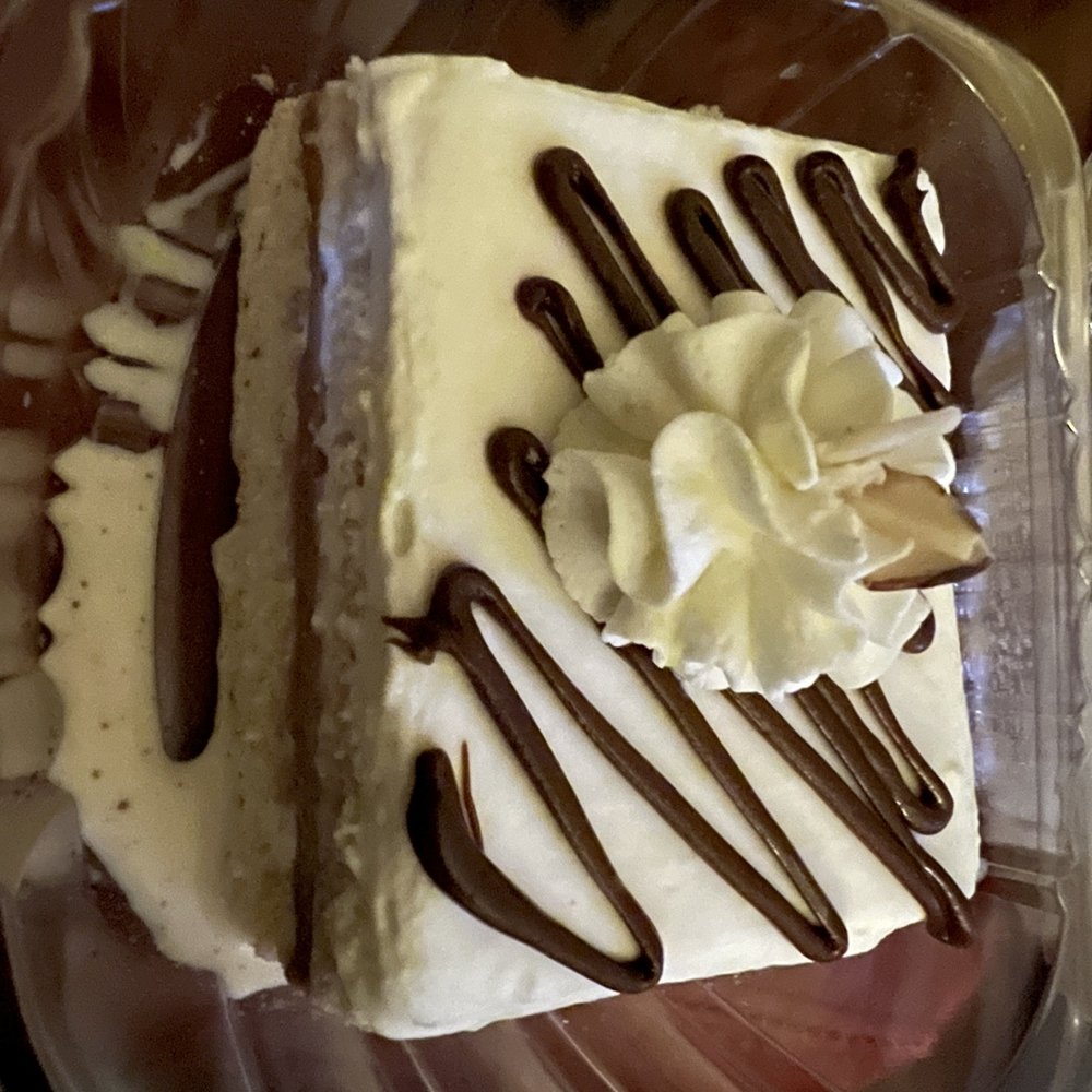 Abelardos - Tres letches cake - Mexican Near Me - Des Moines, Iowa