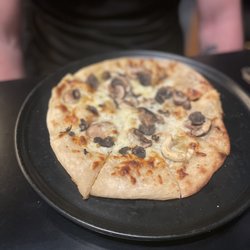 CRU Food And Wine Bar - Black truffle pizza
