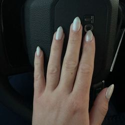 Bella Nails - Gel on natural nail