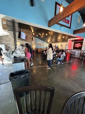 Mary Sue's Hot Chicken & Dough by null