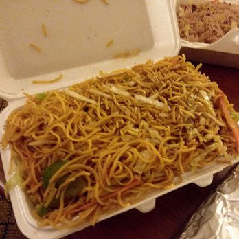 SLS Eazy Carry - Veg noodles. A lot like lo mein but I didn't know what it would be so I wanted to try it. I like lo mein and I like this! - Sri Lankan Near Me - Mississauga, Ontario SLS Eazy Carry - Veg noodles. A lot like lo mein but I didn't know what it would be so I wanted to try it. I like lo mein and I like this! - Sri Lankan Near Me - Mississauga, Ontario