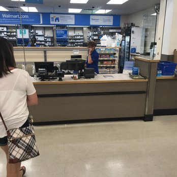 Walmart Pharmacy - Very busy FYI they shut down Sunday at 1-2 for lunch? - Pharmacy Near Me - Tucson, Arizona Walmart Pharmacy - Very busy FYI they shut down Sunday at 1-2 for lunch? - Pharmacy Near Me - Tucson, Arizona