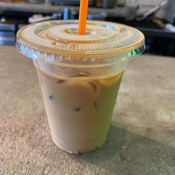 Daps Breakfast & Imbibe - Vanilla latte - Breakfast & Brunch Near Me - Charleston, South Carolina