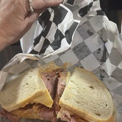 Boesky’s Deli - Cornbeef Special