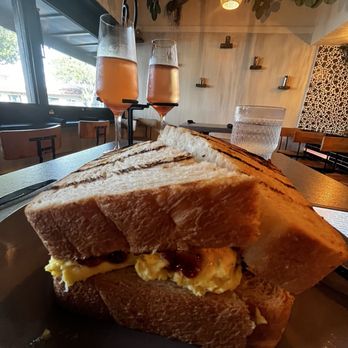 Banyans Craft Kitchen and Lounge - Breakfast sandwich - Cocktail Bars Near Me - Kailua, Hawaii Banyans Craft Kitchen and Lounge - Breakfast sandwich - Cocktail Bars Near Me - Kailua, Hawaii