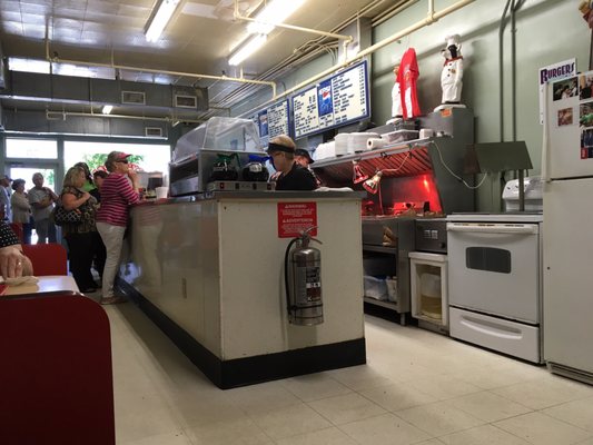 Aubreys and Peedies Grill by null