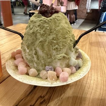 Uwu Desserts - Matcha shaved ice cream - Bubble Tea Near Me - Atlanta, Georgia Uwu Desserts - Matcha shaved ice cream - Bubble Tea Near Me - Atlanta, Georgia
