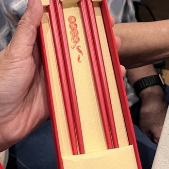 Haidilao Hotpot Irvine - Birthday gift - Chinese Near Me - Irvine, California Haidilao Hotpot Irvine - Birthday gift - Chinese Near Me - Irvine, California
