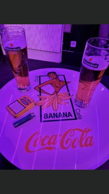 Banana Café Paris by null