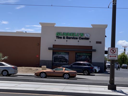 Gunnell's Tire & Service Center