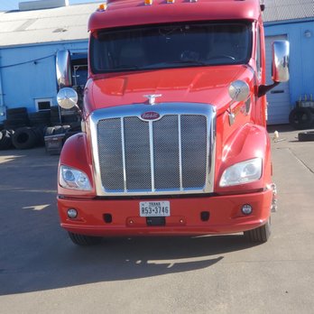 MHC Kenworth - Dallas - Shiny Chrome Grill - Commercial Truck Repair Near Me - Dallas, Texas MHC Kenworth - Dallas - Shiny Chrome Grill - Commercial Truck Repair Near Me - Dallas, Texas