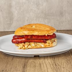 Antojitos Caribeños - Sausage Chimi