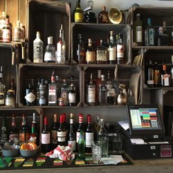 Little Tap - Fully stocked bar (particularly Gin)