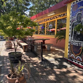 Sal's Tacos - Side patio - Tacos Near Me - West Sacramento, California Sal's Tacos - Side patio - Tacos Near Me - West Sacramento, California