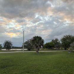 silent lake disc golf course - Hole 10