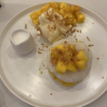 Mango Mango - Mango Coconut Sticky Rice w Ice Cream - Desserts Near Me - Long Island City, New York