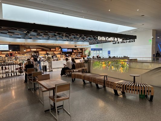 Urth Caffe & Bar by null