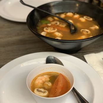 Bangkok Kitchen 276 Photos 210 Reviews Thai 136 W Macarthur Blvd Santa Ana Ca Restaurant Reviews Phone Number