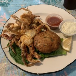 Soft shell crabs and crab cake