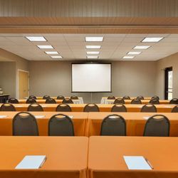 Hampton Inn & Suites Largo - Meeting Room