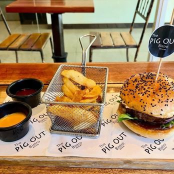 The Pig Out Bistro - Cheeseburger - Bistros Near Me - Malay, AKL The Pig Out Bistro - Cheeseburger - Bistros Near Me - Malay, AKL