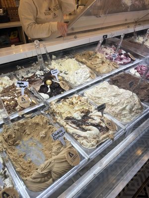 Alandas Gelato by null
