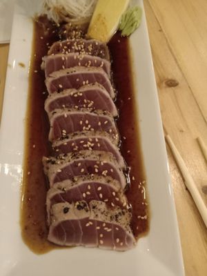 Bistro Isakaya by null