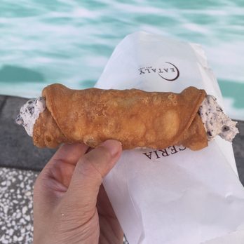 Cannoli e Bomboloni - Desserts Near Me - Los Angeles, California