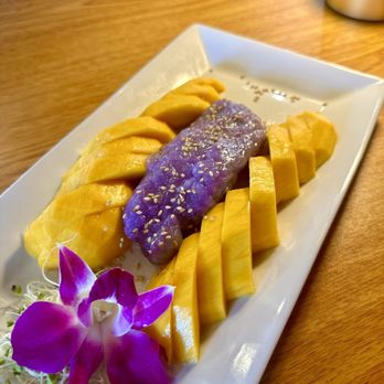 Koloa Thai Bistro - Mango sticky rice.. heaven.. - Thai Near Me - Koloa, Hawaii