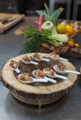 Anaviv's Table by null