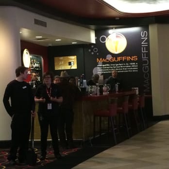 AMC Esquire 7 - Cinema Near Me - Saint Louis, Missouri