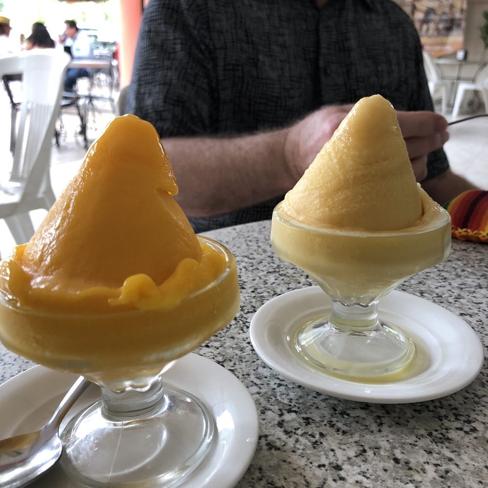 Dulcería y Sorbetería Colón - Mango and vanilla - Ice Cream & Frozen Yogurt Near Me - Ejido del Centro, YUC
