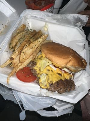 Sparkles Burger & Daiquri by null