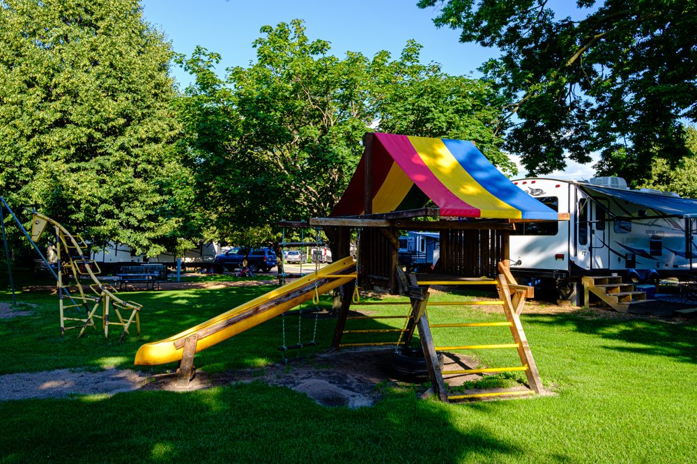 TOWN & COUNTRY RV PARK AND CAMPGROUND 26 Photos 12630 Boone Ave