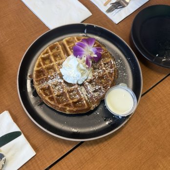 Guieb Cafe - New American Near Me - Honolulu, Hawaii
