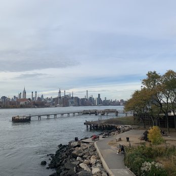 Domino Park - Parks Near Me - Brooklyn, New York Domino Park - Parks Near Me - Brooklyn, New York