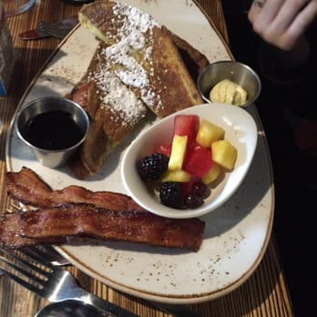 Breakneck Tavern - French toast - Bars Near Me - Mars, Pennsylvania