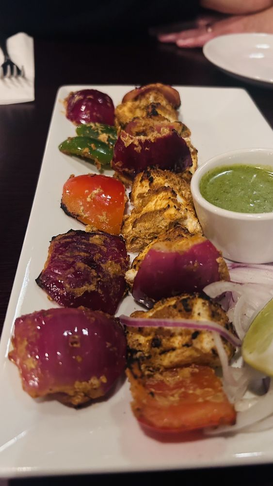 Daru Indian Gastropub, San Diego Roadtrippers