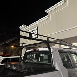 Callahan Barbecue - Entrance