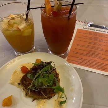 Chuck's Southern Comforts Café - Southern Near Me - Burbank, Illinois
