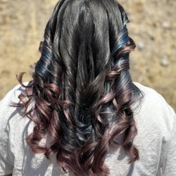 Axis Salon