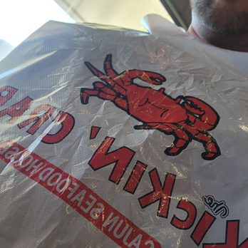 Kickin' Crab - Wearing the proper PPE - Cajun/Creole Near Me - Carrollton, Texas