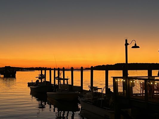 Hudson's Seafood House On The Docks by null