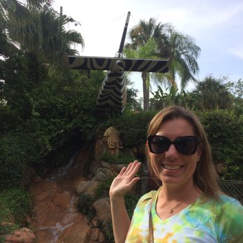 Congo River Golf - Great decorations and theme - Mini Golf Near Me - Clearwater, Florida
