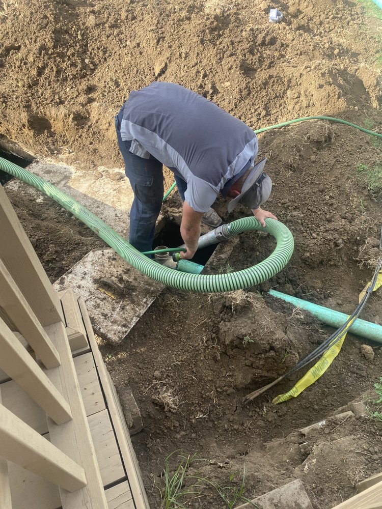 Cisco Septic - septic in Adkins, TX