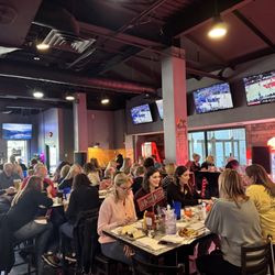 BTB Woodfired Pizza Bar & Grill